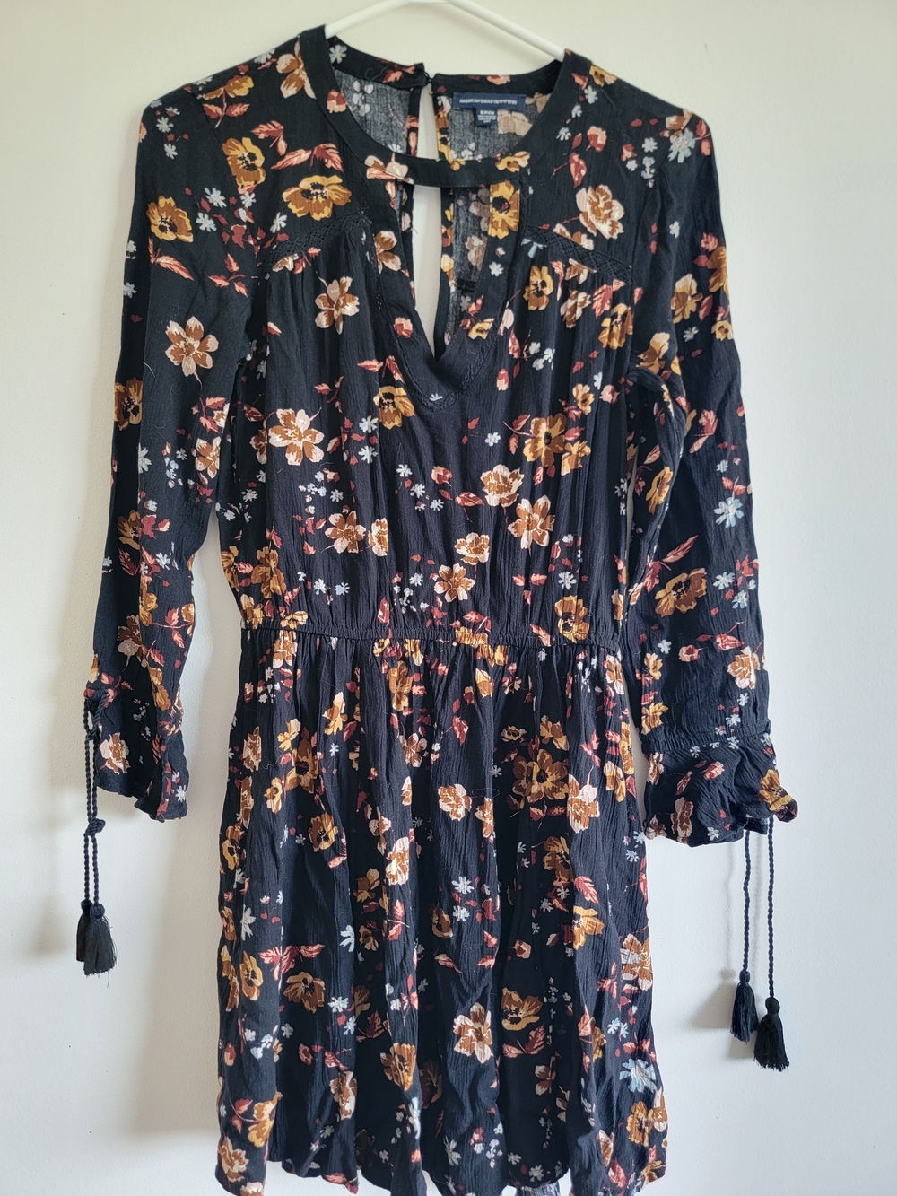 American EAGLE  Tie-Sleeve Black Dress with Floral Patterm